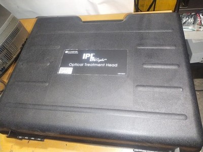 Lumenis IPL Quantum SR 590 Optical Treatment Head W/ Case.