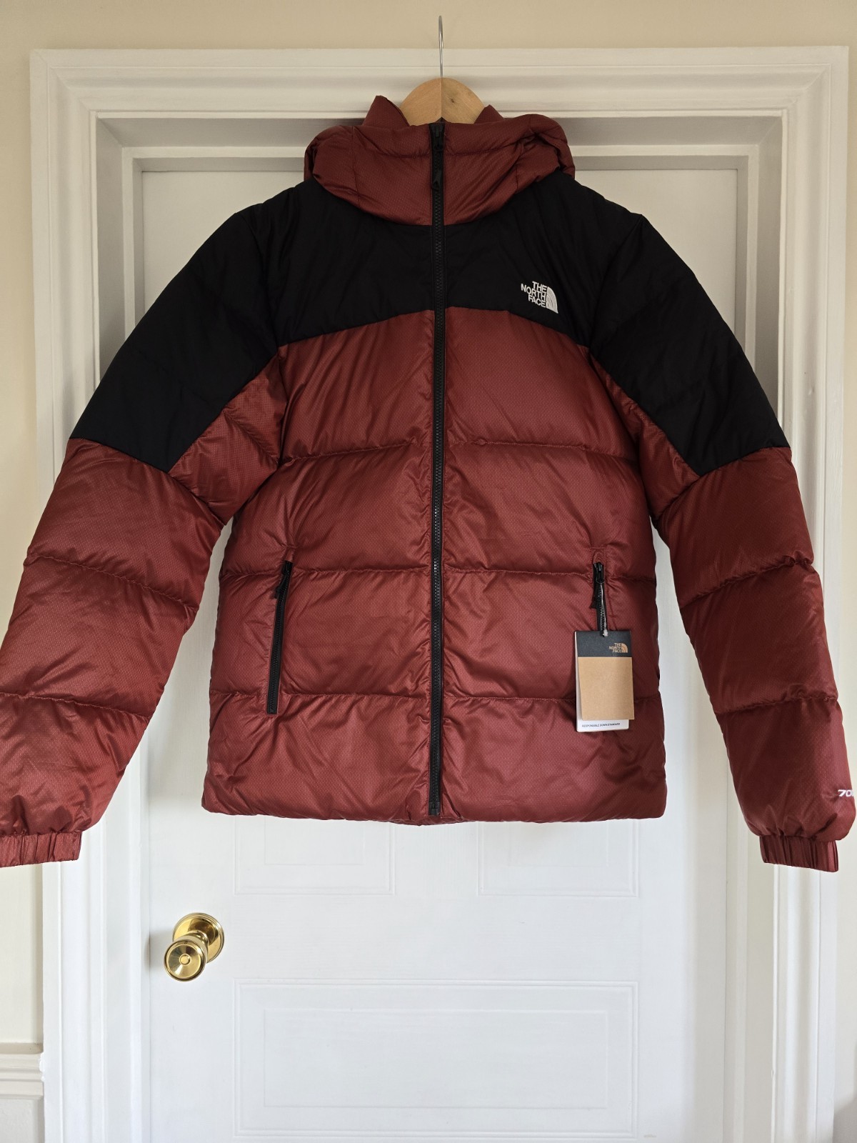 The North Face Men's Diablo Down Hooded Puffer Jacket Size Small Red BNWT