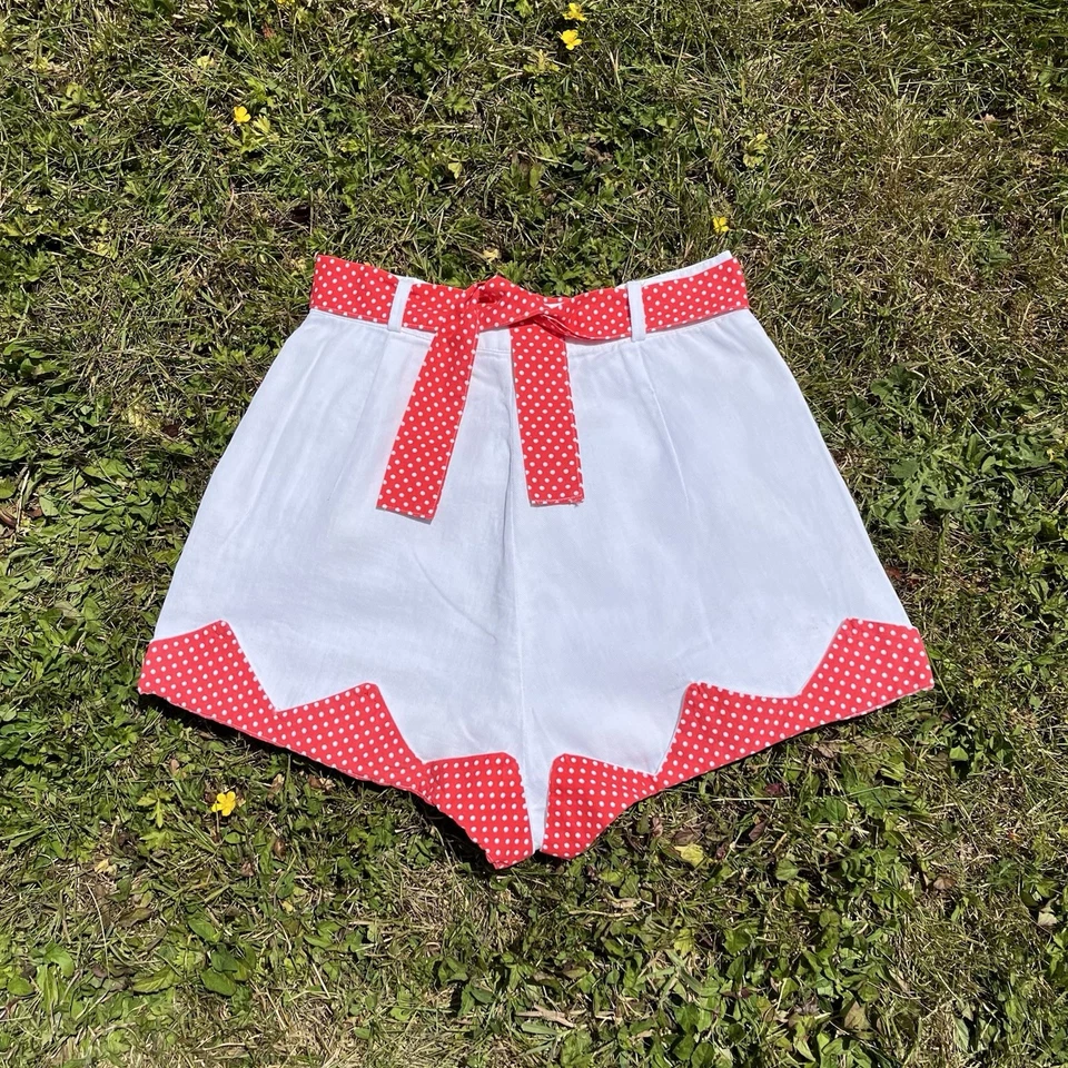 Pantalones Cortos de Juego de Algodón Cintura Alta Años 30 Años 40 De Colección con Ribete de Lunares Rojos, Talla XS Foto 3 de 4