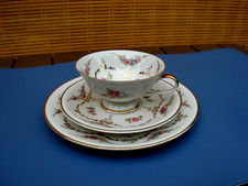 Bel tasse à café ancienne porcelaine de Saxe Allemagne avec assiette à dessert