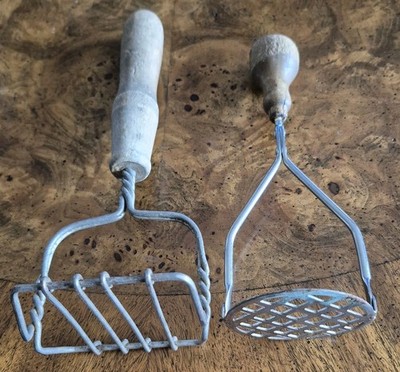 Antique Lot (2) Potato Mashers Metal Wire & Round w/ Wooden Handles Kitchen Tool