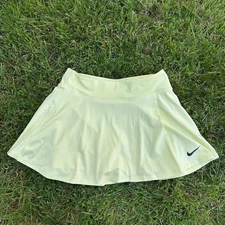 butter yellow nike skirt small