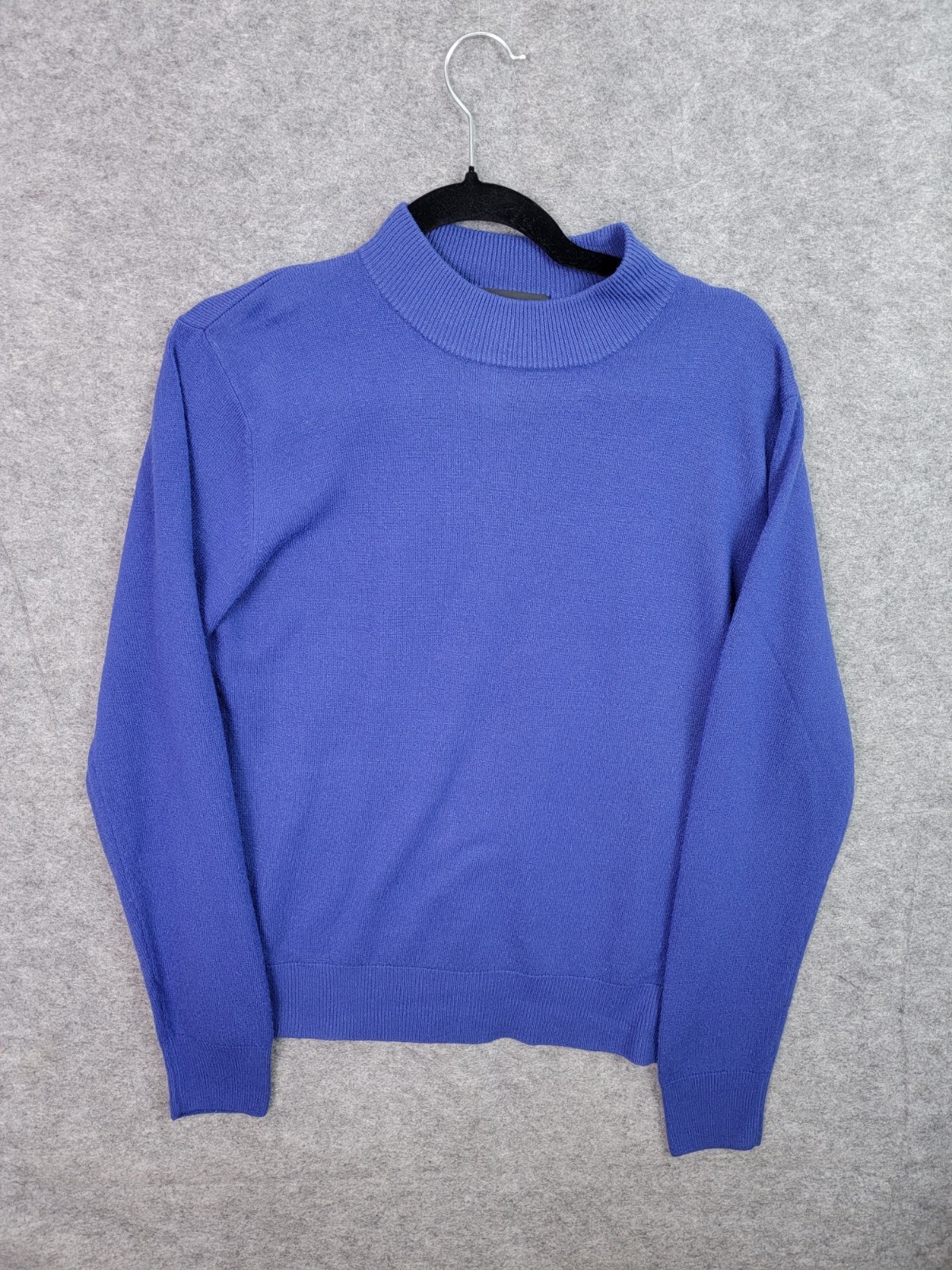 Sag Harbor Petite Blue Vintage Long Sleeve Knit Sweater Size Medium