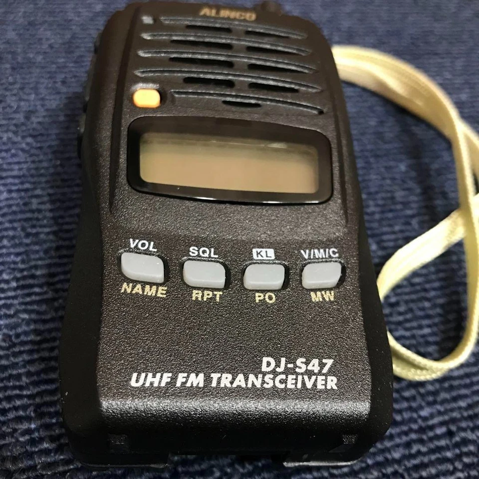 Transceptor Alinco DJ-S47 UHF FM 5W 430 MHz Foto 4 de 4