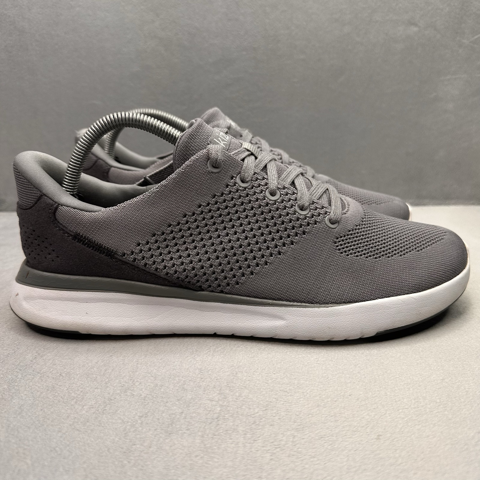 SAOLA Scarpe Kizik Lima uomo taglia 10 (D) grigio rete mani libere sneakers comode