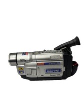 JVC GR-SXM730U Compact VHS Camcorder w/ 2 Batteries , AC Adapter Tape  Bag Read