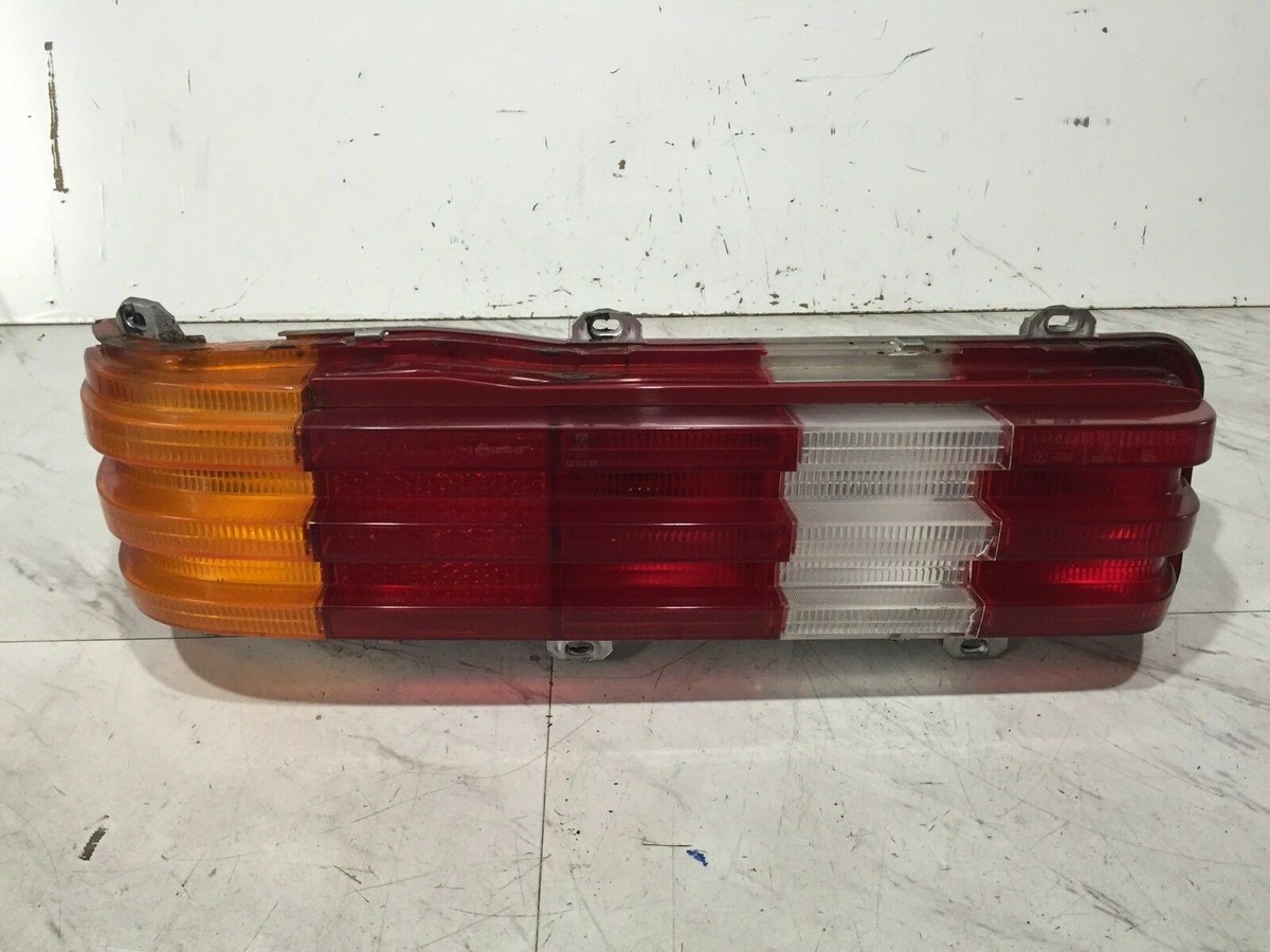 Mercedes Benz W123 tail lamp taillight lens 230 240D 280 300 OEM