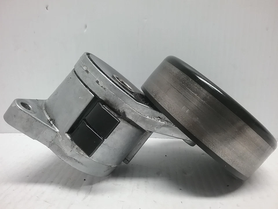 1998-2002 Honda Accord Belt Tensioner With Pulley (3.0L 6 Cylinder 2 Door) - Image 2 of 4