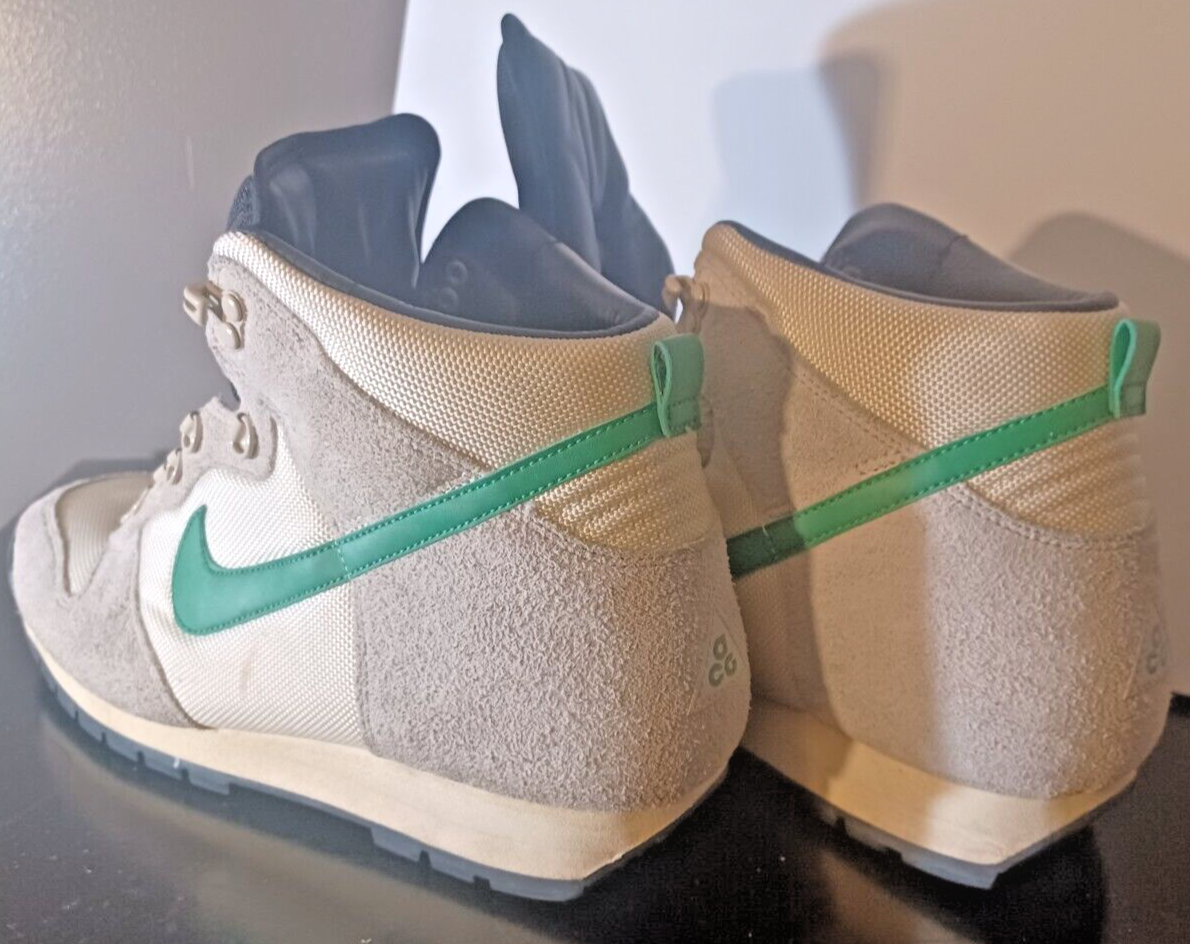 Nike Lava Dunk Hi VNTG QS ACG VNTG QS – Sail / Victory Green