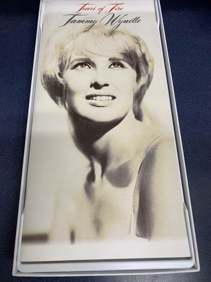 TAMMY WYNETTE - Tears Of Fire: 25th Anniv Collection 3 CASST- Box Set Foto 2 de 4