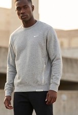 Nike Standard Issue Men's Dri-FIT Basketball Crew Heather Grey Left Zip Pocket