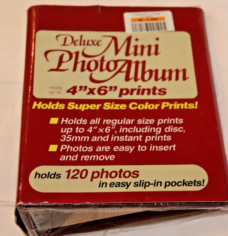 NWT Deluxe Mini Photo Album 4” x 6” Prints, Holds 120 Photos