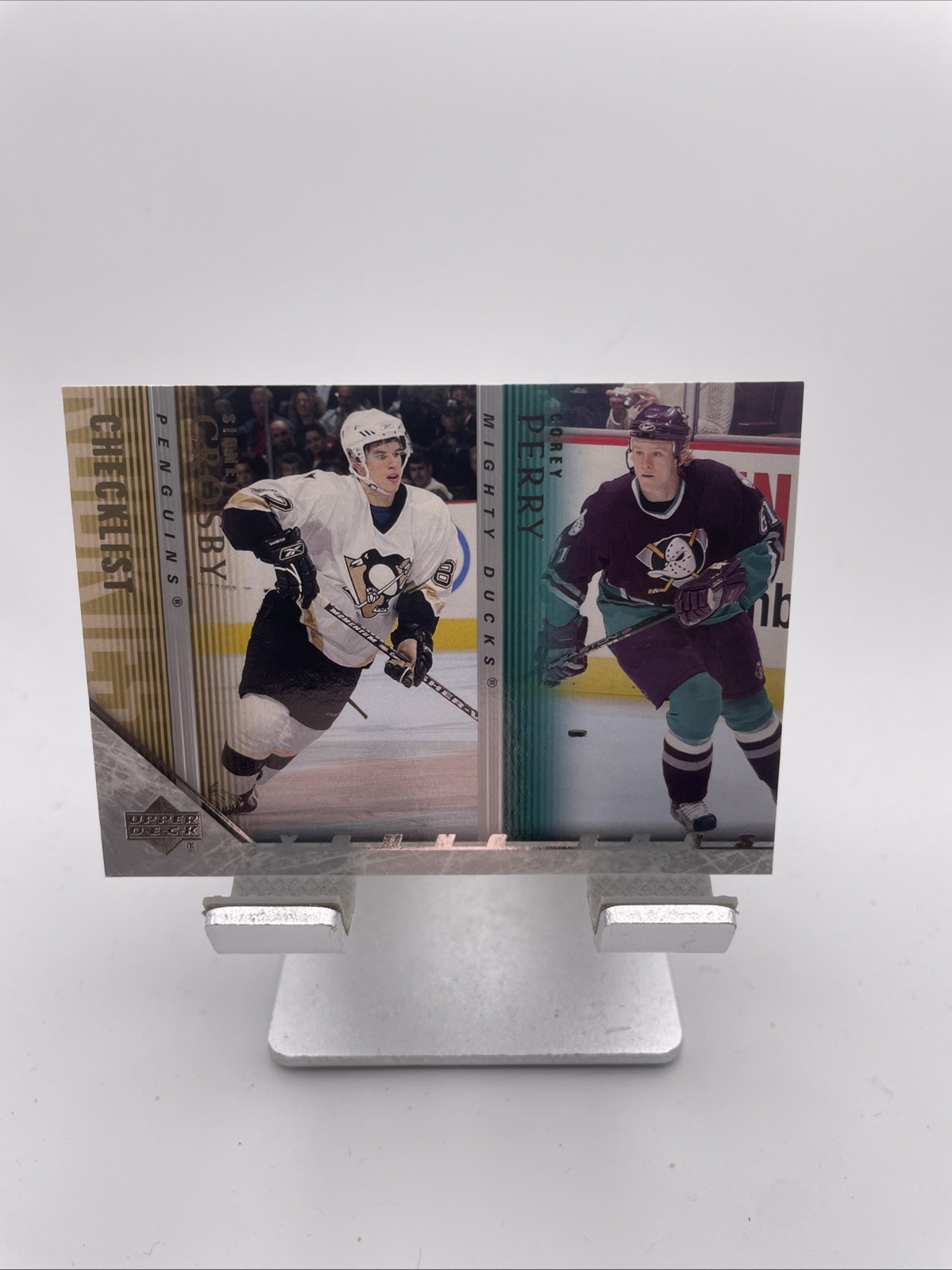 2005-06 Upper Deck Series 1 Sidney Crosby Corey Perry Young Guns Checklist #242