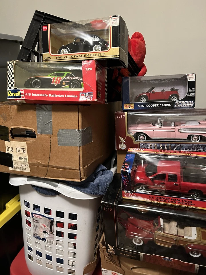 Coches fundidos a presión antiguos de colección Foto 4 de 4