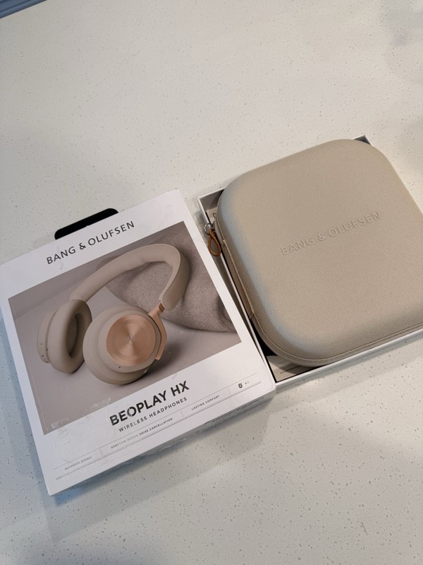 Bang & Olufsen Beoplay HX Wireless ANC Over-Ear Headphones Beige Bluetooth