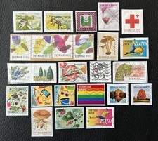Lot de 25 timbres de Suède années diverses - encore sur fragment E75