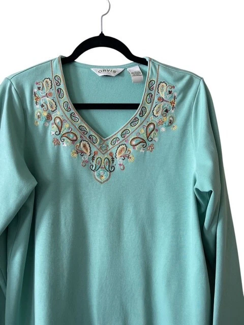 Top tejido manga larga cuello en V bordado cachemira verde claro talla grande Orvis Foto 2 de 4