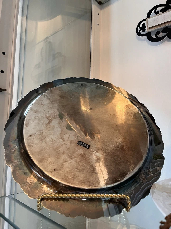 Vintage ONEIDA USA OL Silver Plated Ornate Design 12” Round Serving Tray Platter - Image 4 of 4