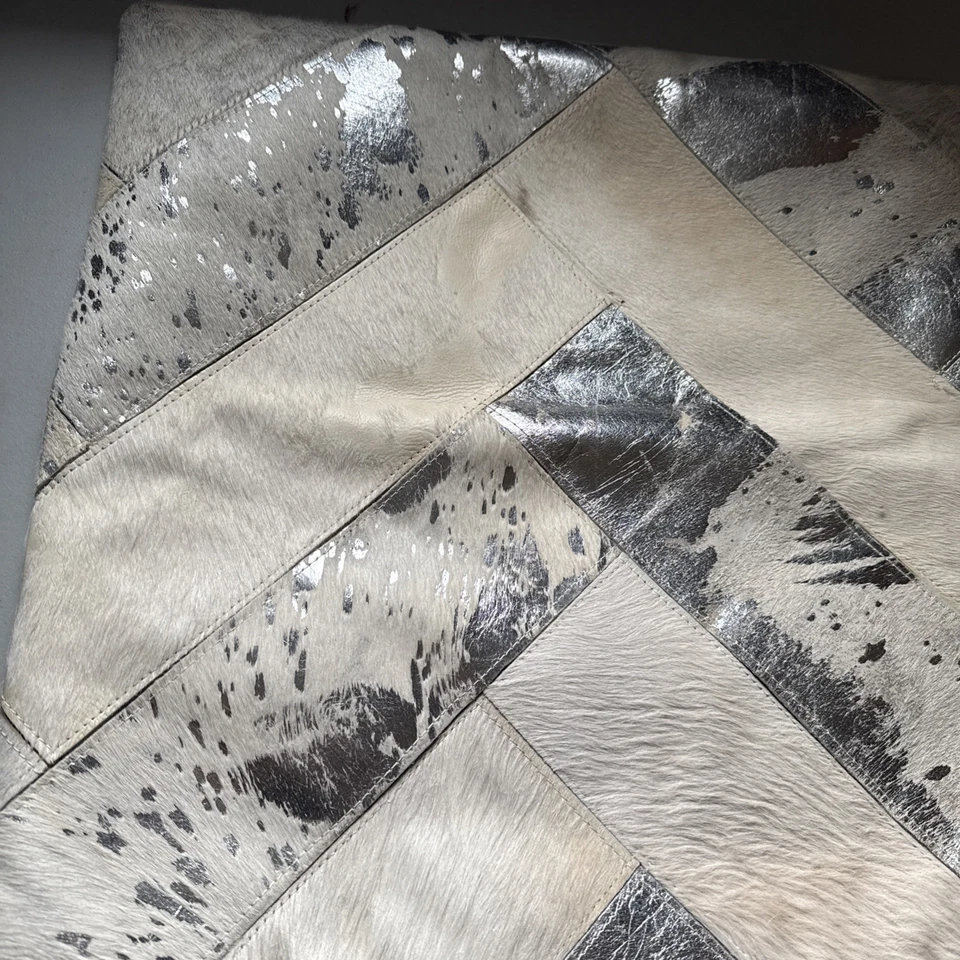 Cowhide Leather Hair-On Patchwork Cushion Pillow Cover 20x20” Silver - Image 2 of 4