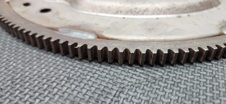 Ford Mustang GT 2015-2017 5,0 L 6R80 transmisión automática volante OEM Foto 3 de 4