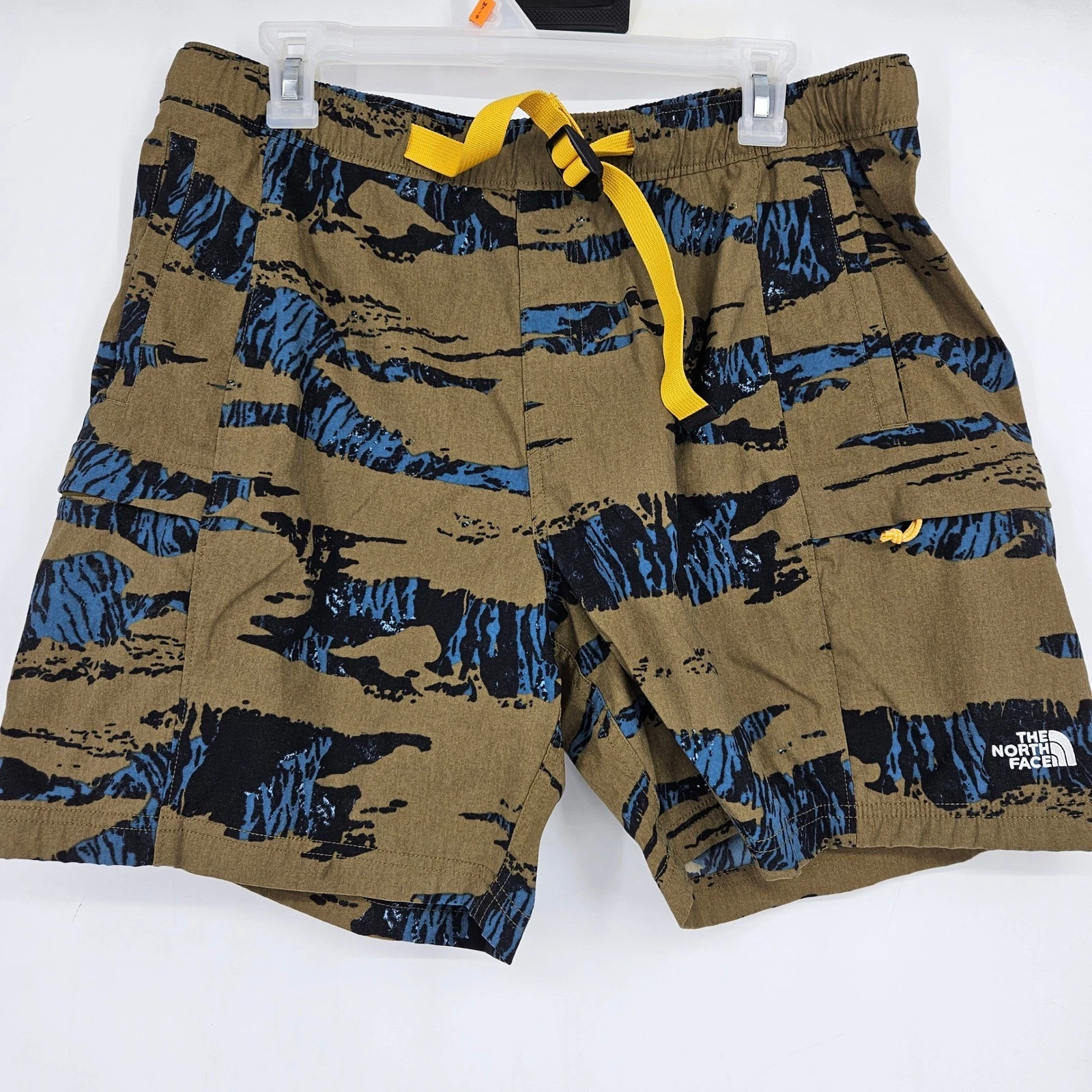 North Face Shorts Mens Large Belted Hiking Outdoor Travel Cargo Moisture Wicking
Opens in a new wind
