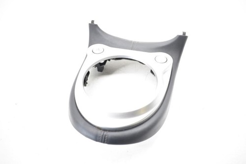 Nissan 370Z Roadster 2009-2012 bisel de cambio automático con botón de peligro - Imagen 6 de 12