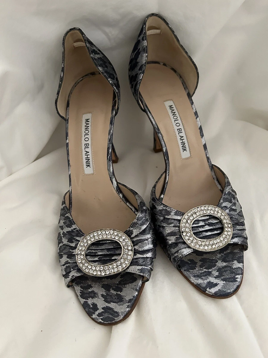 Manolo blahnik clearance 3 inch heel