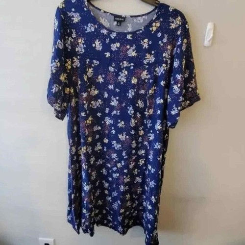 Mini Vestido Trapecio TORRID Azul Marino Floral Challis Talla Grande 2 2x - Imagen 3 de 9