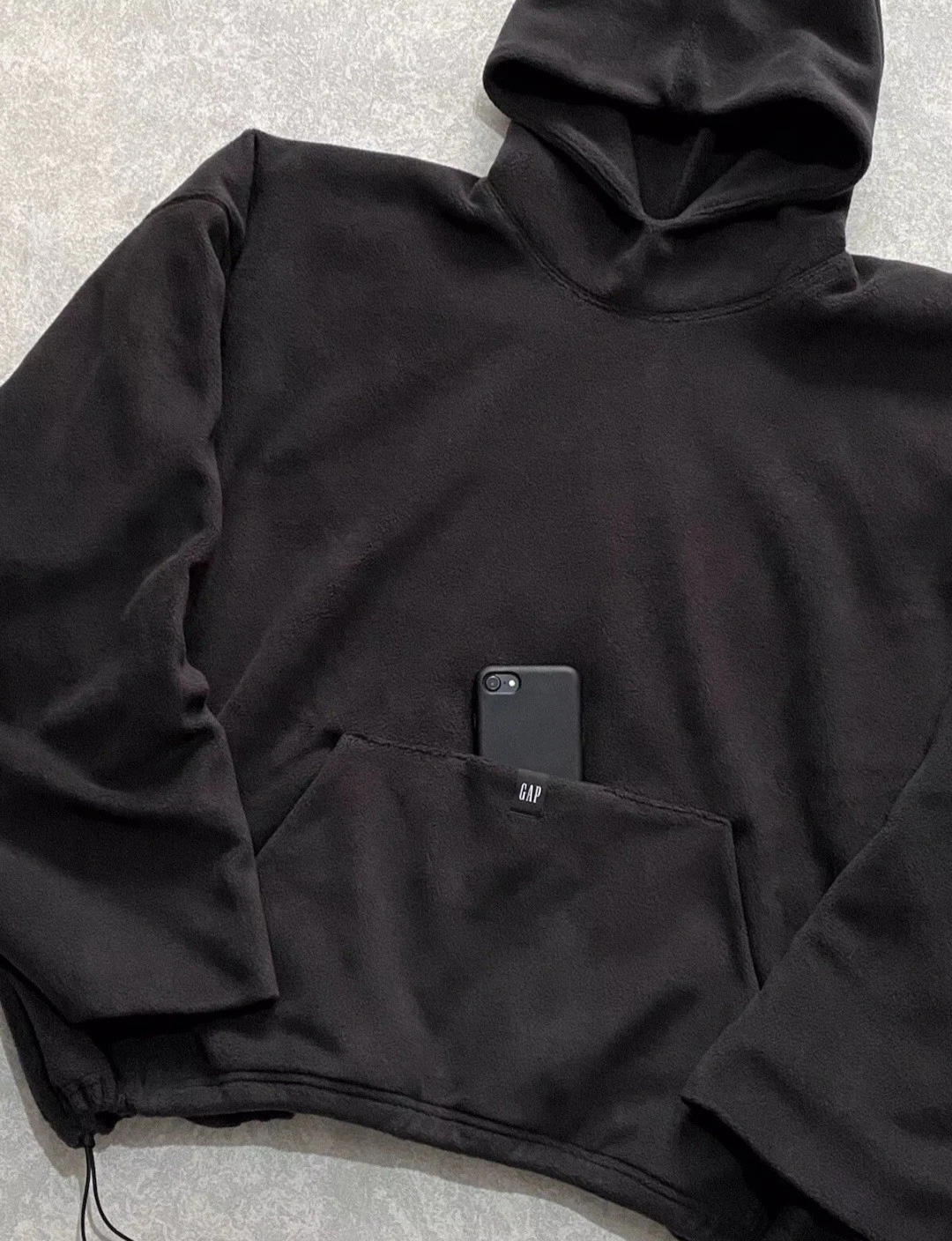 Yeezy Gap Engineered by Balenciaga 32 Felpa con Cappuccio Imbottita in Pile Polare Nero Taglia S