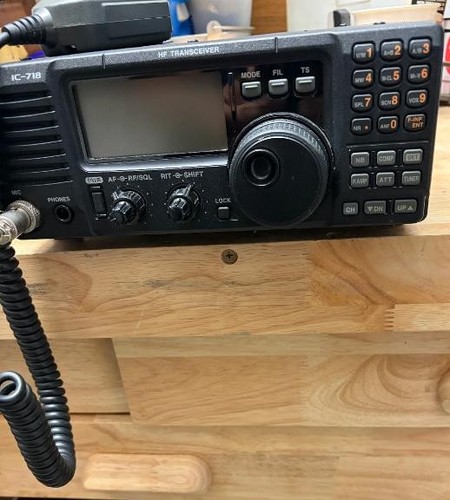 Icom IC-718 Radio Transceiver