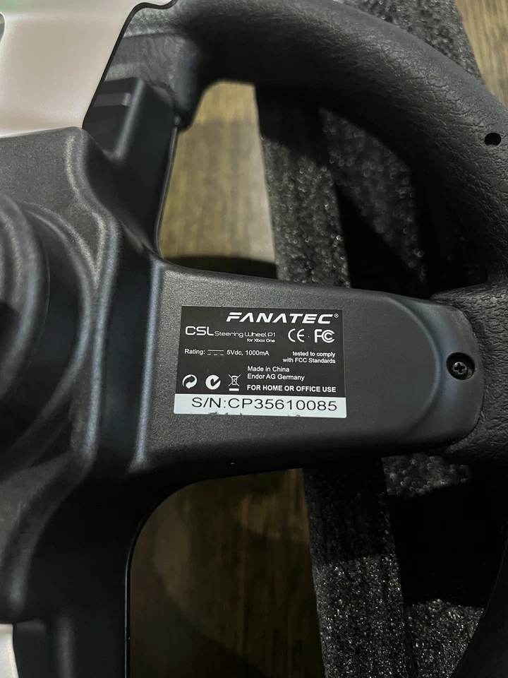 Fanatec CSL Steering Wheel P1 for Xbox One/Windows 10 - Opened Never Used Boxed - Image 4 of 4