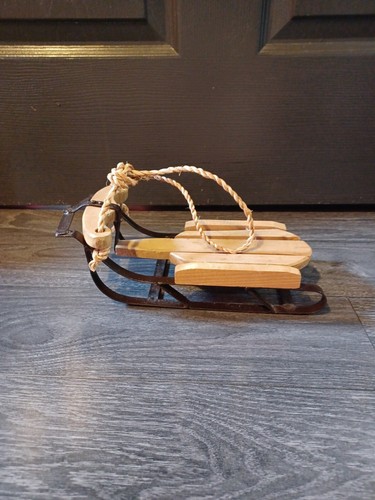 Set Of 2 Decorative Christmas Sleds - Light & Dark Wooden Sled - Bild 4 von 20