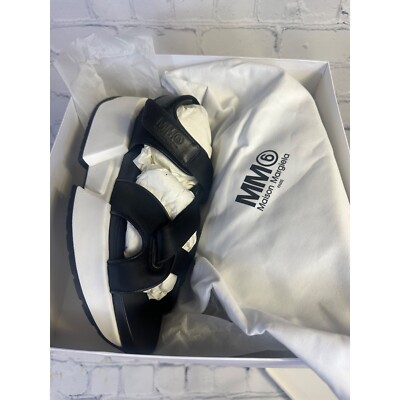 靴 MM6 Maison Margiela PLATFORM SANDALS MM6 Maison Margiela Webbing Leather Sandals | Black | FARFETCH
