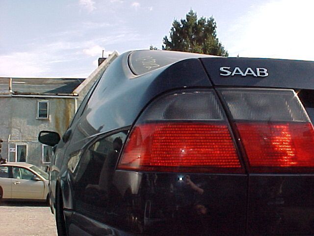 99 00 01 SAAB 9-5 L. TAIL LIGHT SDN LID MTD 261625