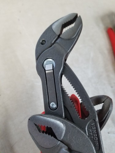 Alicates cobra Knipex 8701250 de 10 pulgadas - Imagen 5 de 5