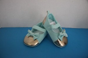 infant gold shoes