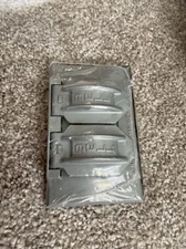 RACO INCORPORATED #5180-0 GRY WP Horiz DPLX Cover,No 1C-DH-AL