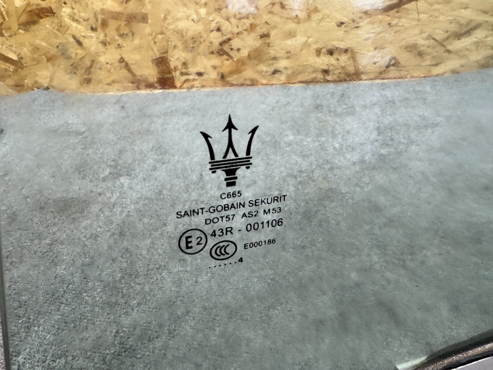 MASERATI GHIBLI M157 14-19 OEM REAR LEFT DRIVER SIDE LH DOOR WINDOW GLASS 60K