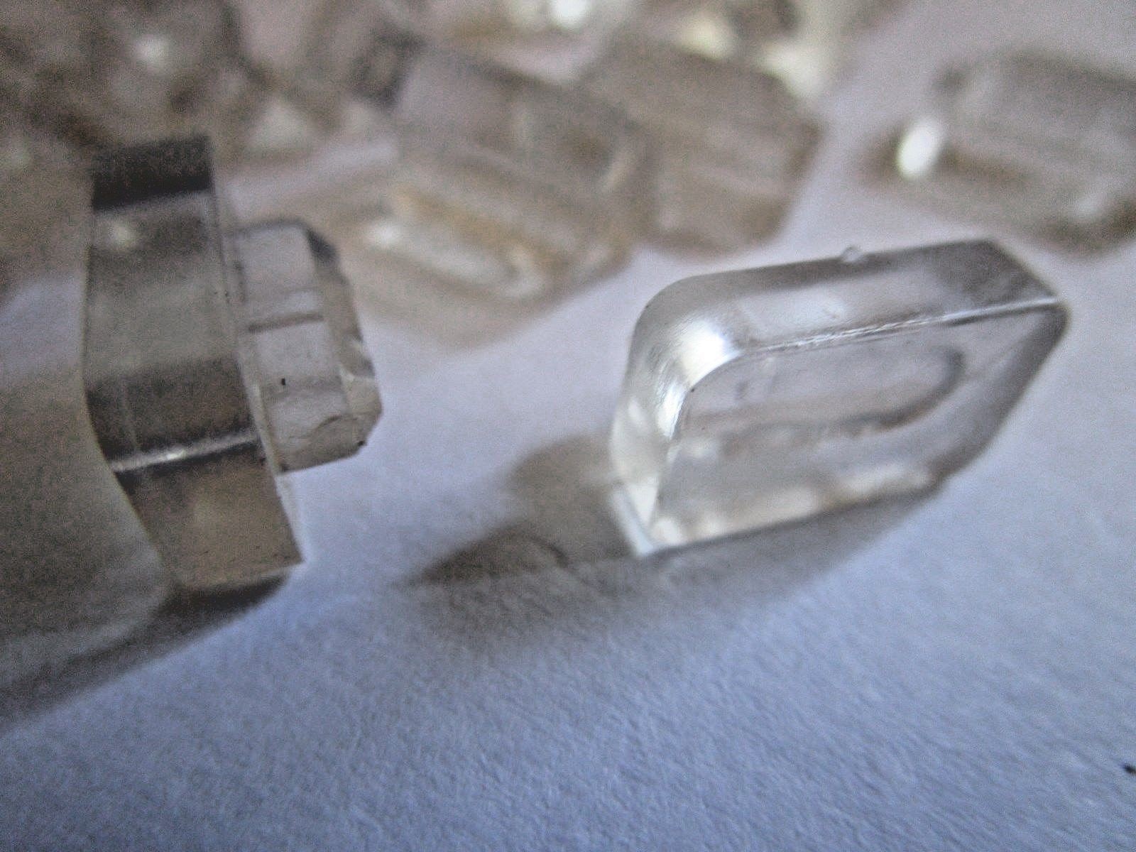 Glass Retainer Clip Inserts ONLY ***Clear*** Plastic 1/8" offset, New eBay