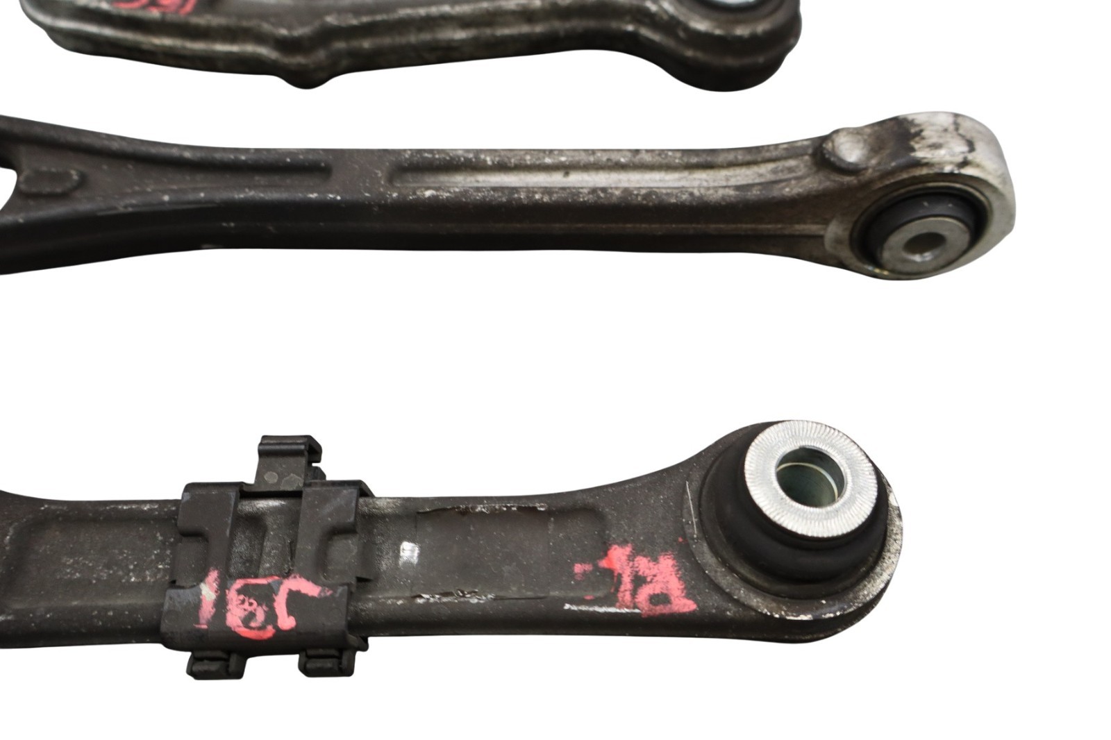 14-17 Maserati Quattroporte M156 Rear Left Side Tension Control Arm Set Oem
