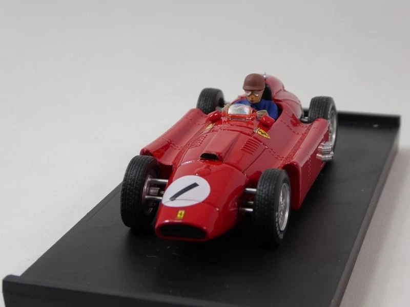 Brumm Ferrari D50 #1 J. M Fangio World Champion 1956 British GP 1/43 R076-CHWC - Immagine 2 di 3