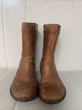 UGG Women's Tan Leather Mid-Calf Zip Boots