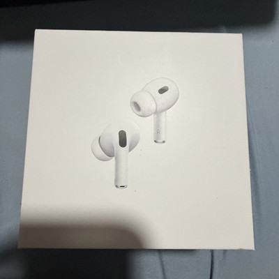 Apple AirPods Pro (2nd Gen) White Wireless Earbuds MagSafe USB-C Charging Case