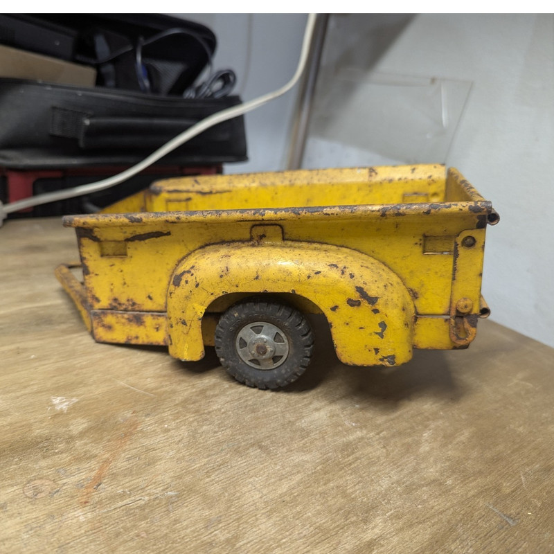 vintage Structo trailer. Nylint, Tonka, Ertl 