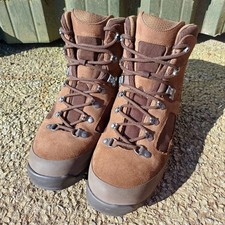 Iturri Desert Combat Boots Male Uk 9M VGC 