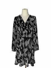 Express Women’s Medium Black & White Geometric Print Mini Dress Long Sleeve