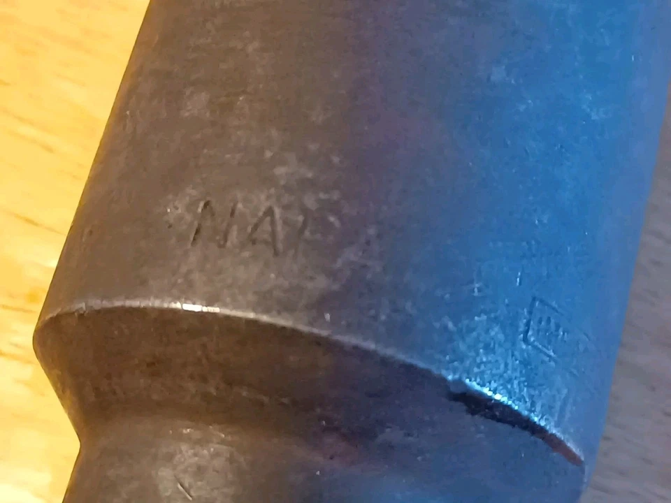 NAPA TOOLS 1/2" DRIVE 36MM METRIC DEEP 6 POINT IMPACT SOCKET USA Professional  - Image 3 of 4