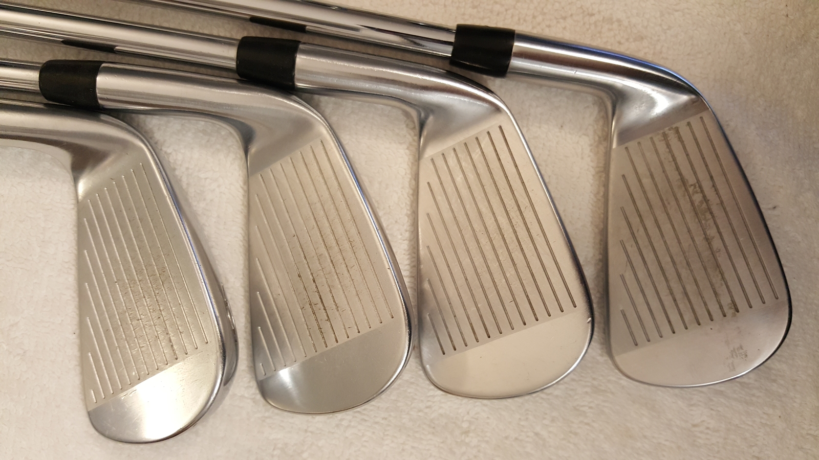 Used Titleist T100 Iron Set (3PW) 8 Irons AMT Tour White S300 Stiff