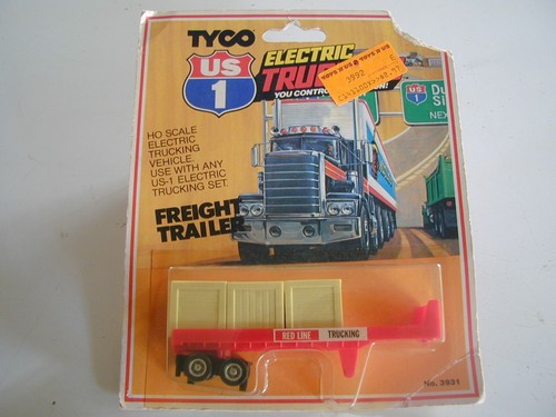 NEW! NEVER OPENED RED LINE BOX TRAILER - US1 Electric Trucking - Tyco slot car