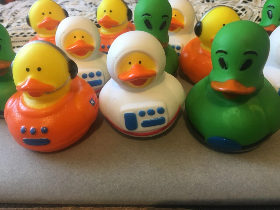 New 12 Lot RUBBER DUCKIES UAPs Aliens, Astronaut, Space, Stars, UFOs Ducks 2x2" - Image 2 of 4